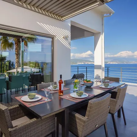 Lefkas - Luxury With Direct Sea Access Villa