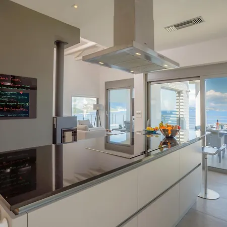 Lefkas - Luxury With Direct Sea Access Villa