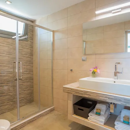 Lefkas - Luxury With Direct Sea Access Villa