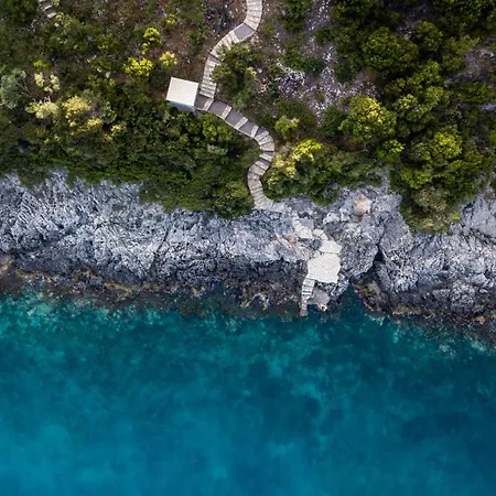 Lefkas - Luxury With Direct Sea Access Villa *