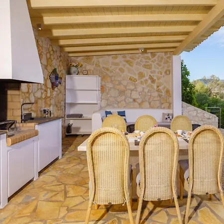 Villa Lefkas - Luxury With Direct Sea Access Sivota